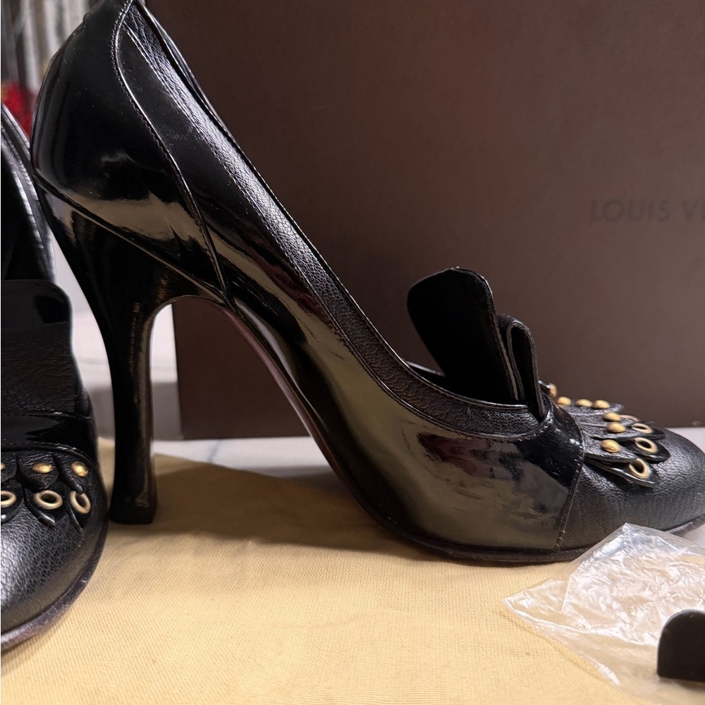 Vintage Louis Vuitton Black Heels- AUTHETICATED - Picture 5 of 15